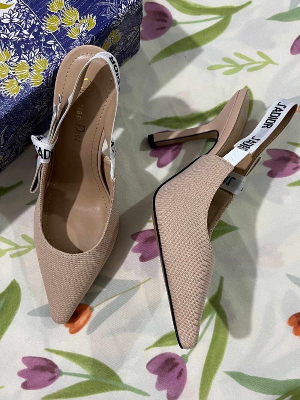 Dior J'adior Mesh Open-Back High Heels - Picture 2 of 7